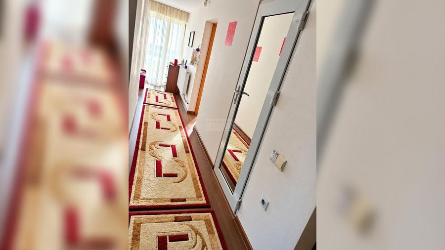 Casă cu 5 camere cu Canalizare în Episcopia Bihorului