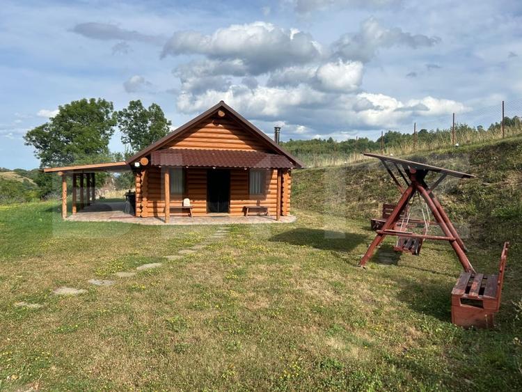 Casă individuală cu 3 camere cu Teren 1586 Mp în Exterior Nord