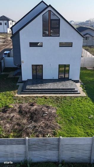 Casă cu 4 camere cu Teren 407 Mp în Ciorogârla