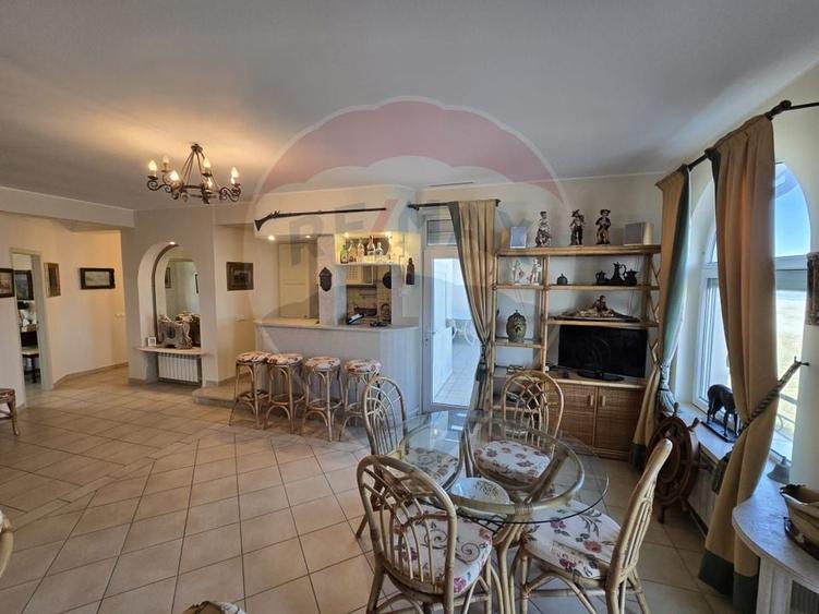 Apartament cu 4 camere decomandat, mobilat în Nord