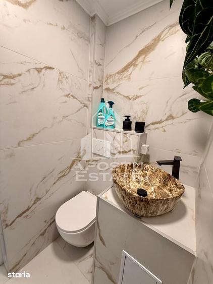 Apartament cu 3 camere în Aradului