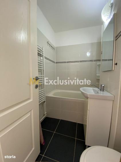 Garsonieră decomandată în Central