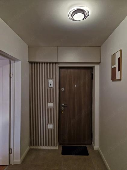 Apartament cu 3 camere decomandat în Faleza Nord
