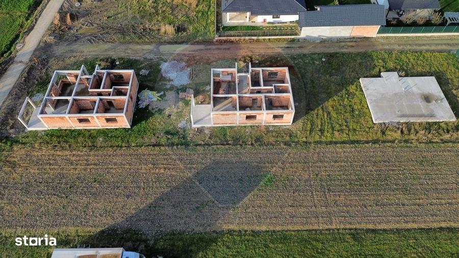 Casă cu 4 camere în Mocira
