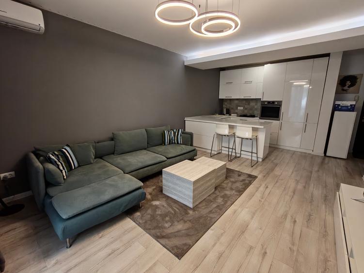 Apartament cu 2 camere semidecomandat în Grozăvești