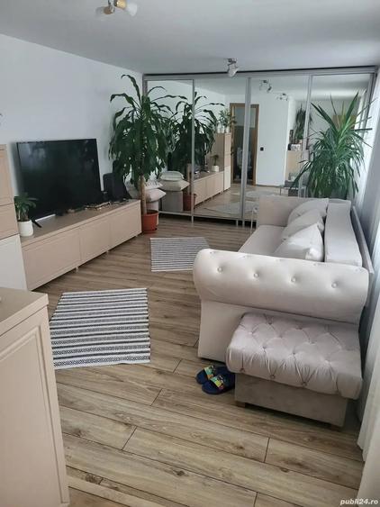 Casă cu 4 camere cu Teren 700 Mp în Central