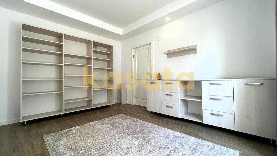 Casă individuală cu 3 camere cu Piscina în Ștefăneștii de Jos