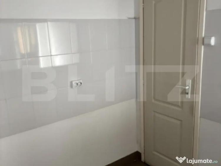 Spatiu comercial de vanzare, in Brosteni, jud. Suceava - 6