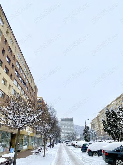 Inchiriez apartament 2 camere ultracentral 300 Piatra-Neam? - 2