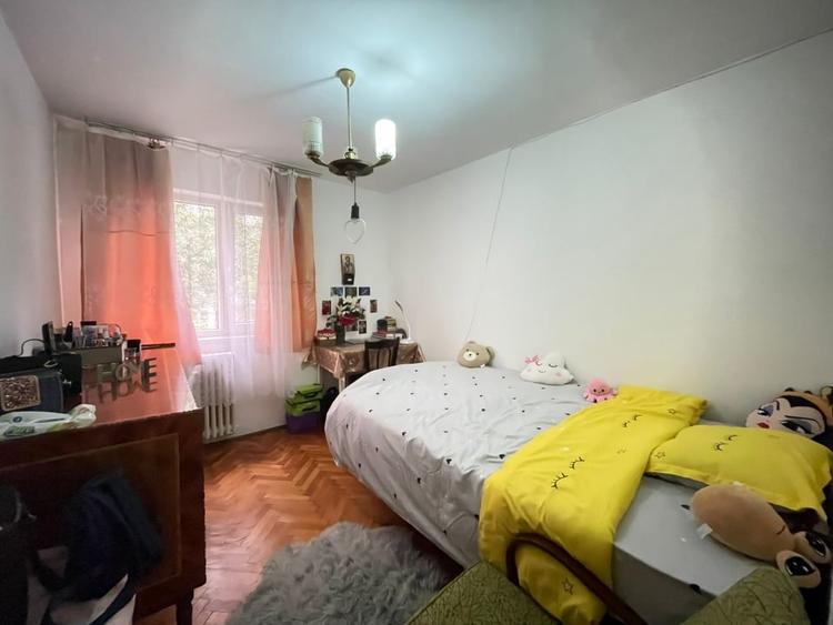 Apartament 2 camere-Podu Ros-Piata Nicolina-etaj intermediar - 3