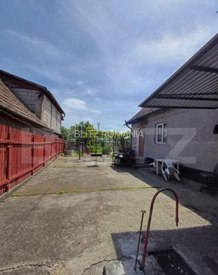 Casa individuala cu 4 camere, teren 857 mp, zona Materna