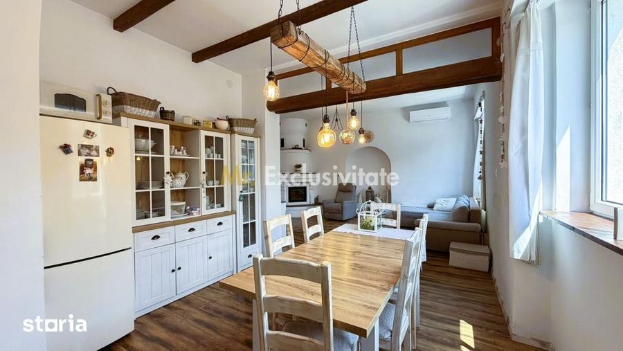 Casă cu 5 camere cu Teren 520 Mp în Central