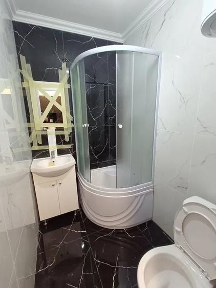 Garsoniera, etaj 1/4, zona Baza 3 - 5