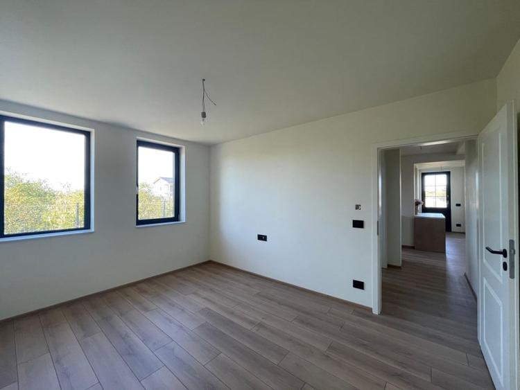 Duplex 6 camere 400mp teren Mosnita Noua - 16