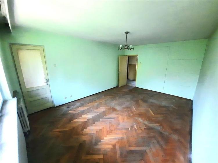 VILA CENTRAL S+P+1E - 11