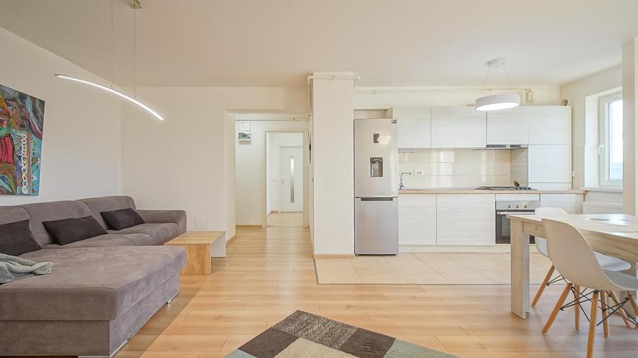 Apartament 3 camere | Zona Tractorul – Coresi | Vedere Tâmpa | Etaj 11/11 | SUD - 1