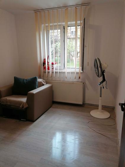 Vanzare apartament 2 camere - 8