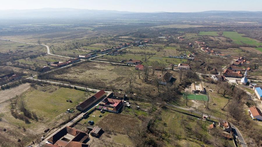 Conac nobiliar de secol XIX cu 8 camere în Maciova - 12