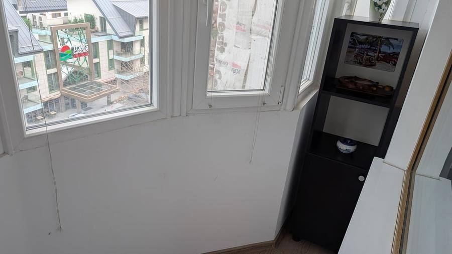 Muncii, Vatra Luminoasa, Maior Coravu - 6