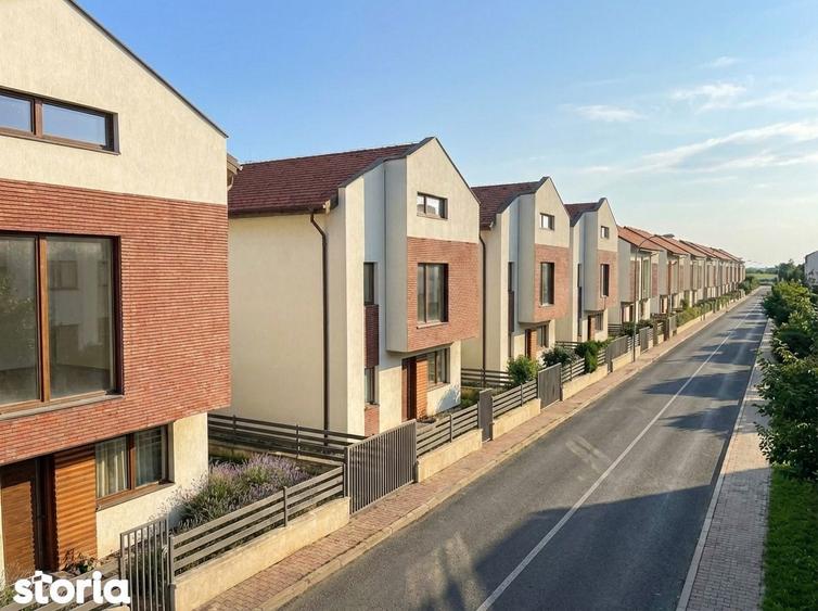 Case individuale si de tip duplex cu mansarda. Comision 0 - 5