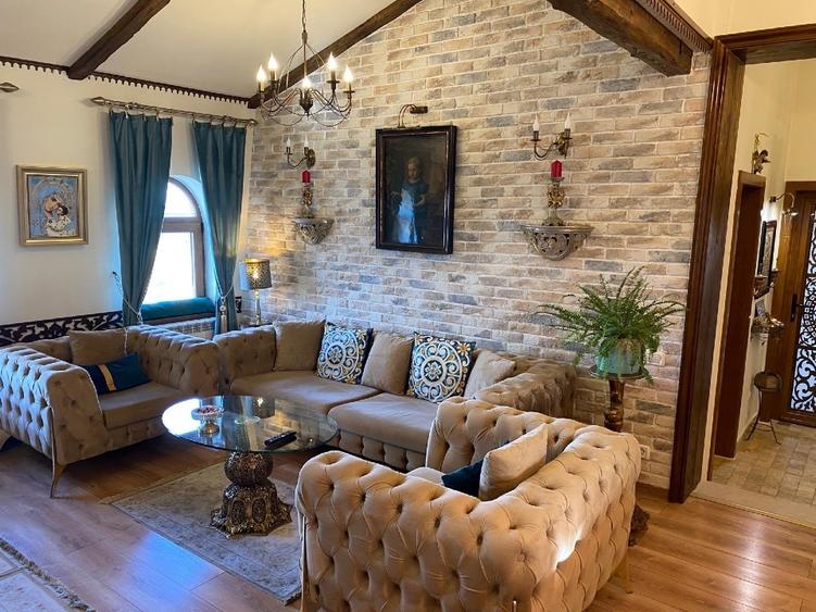 Penthouse cu vedere panoramica la mare in centrul vechi - 1