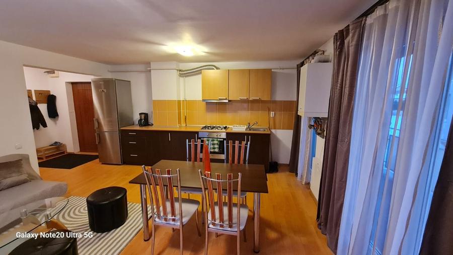 Inchiriez apartament in Floresti zona str Eroilor - 8