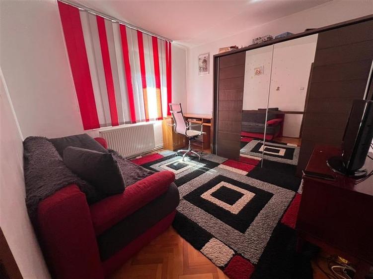 De vanzare apartament cu 2 camere in Unirii - 3