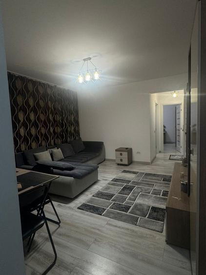 Vand apartament 2 camere complet mobilat - 1