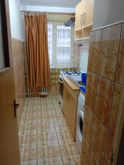 Vand apartament 2 camere nord Dr Stefan Odobleja oportunitate unica - 10