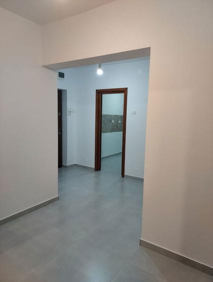 Apartament Pacurari 3 camere etaj 2/9 din 1990 Decomandat Renovat - 4