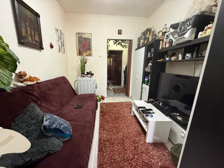 Apartament 2 camere, decomandat, parter, 35 mp - Buziasului - 1