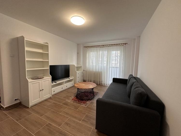 IANCULUI / 2 G.S. / BALCON 10 MP / LIBER - 7