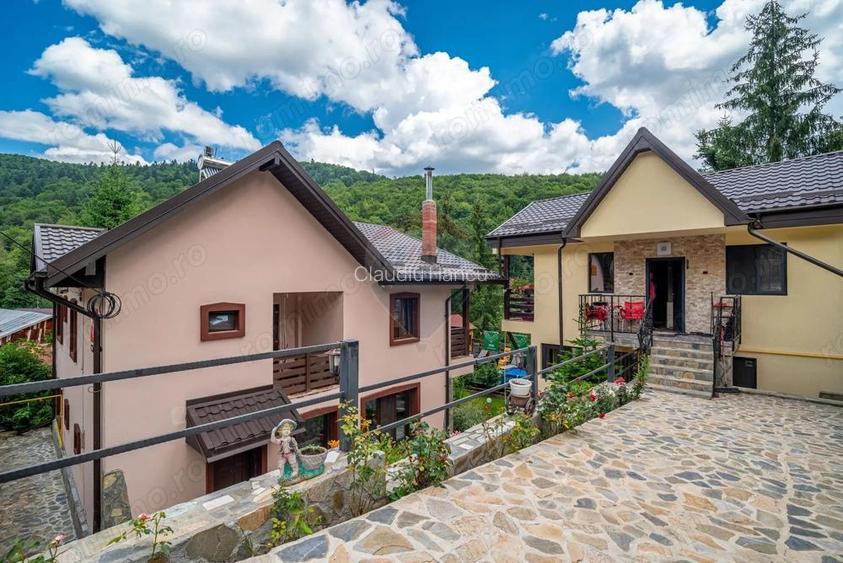 Vila moderna cu 2 corpuri in Busteni | Ideala pentru turism Vila moderna cu 2 corpuri in Busteni | Ideala pentru turism