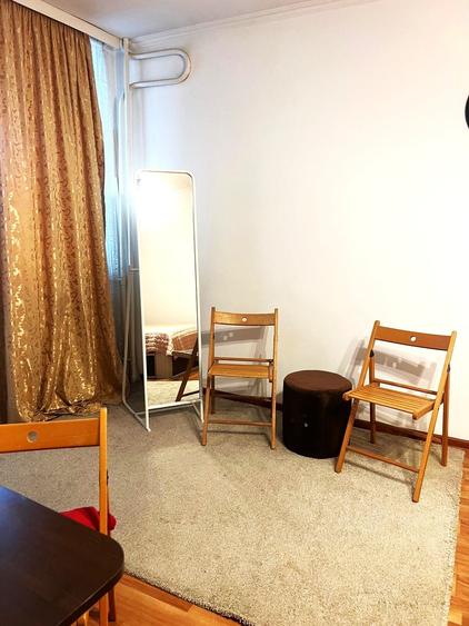 Garsoniera METROU - 4