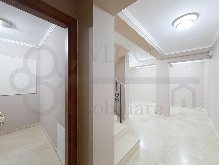 Spatiu de birou - 85 mp, 1 garaj, Central - zona Clinicilor - Platinia - 10