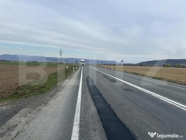 ???? Teren intravilan 32.000 mp pozi?ie strategica la - 4