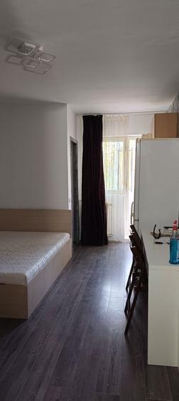 Proprietar inchiriez garsoniera - 3