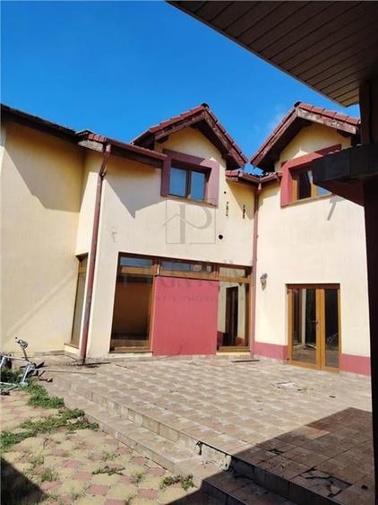 DUMBRAVITA - CASA INDIVIDUALA - ZONA LIDL - 9 CAMERE - 5 BAI - TEREN 1050mp - 12