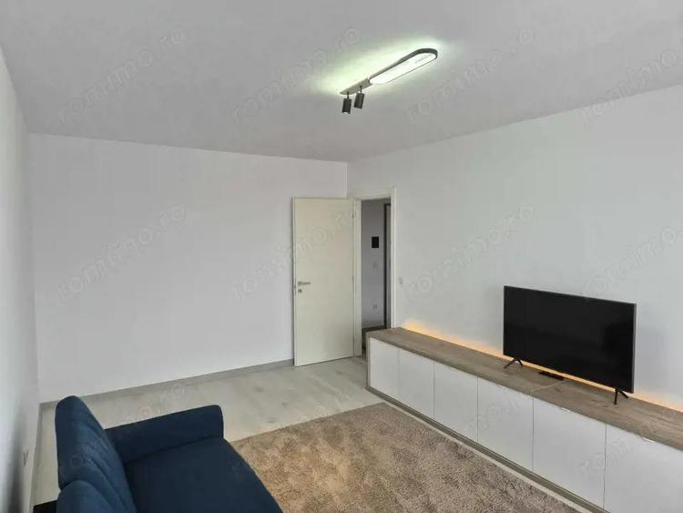 Apartament de inchiriat 2 camere| Tractorul | etajul 10 - 1