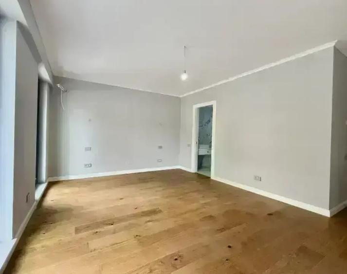 Unirii I Apartament 4 camere I 2 TeraseI 2 Locuri ParcareI Bloc nou I comision 0 - 11