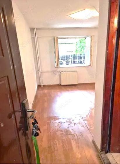 Vand garsoniera strada Patria, zona Boul rosu, Arad - 3