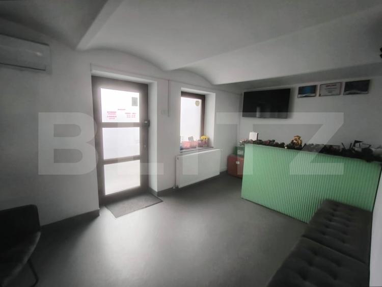 Cabinet stomatologic, 65 mp, zona Bariera Valcii - 2