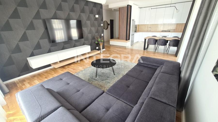 Penthouse Cu Lift Propriu, 4 Camere si Garaj Pentru Doua Masini, Buna Ziua. - 2