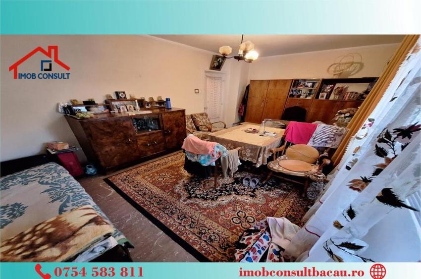 Trei camere! Etaj intermediar! Centrul Bacaului! CE1261 - 7