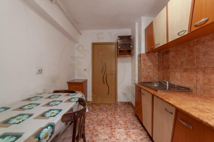 Apartament 3 camere, etaj 1 - Pitesti, Nord! - 12