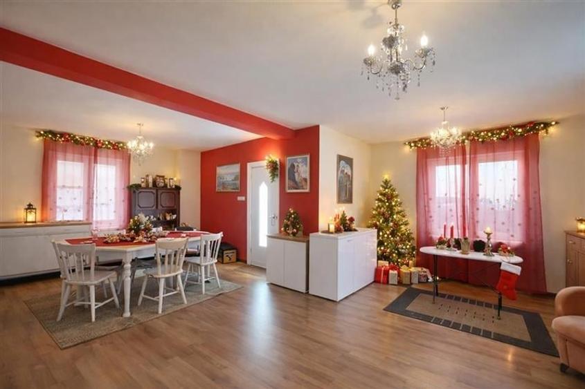 Casa, dotari preferentiale, garaj, curte, gradina, extindere teren, Central, Ras - 8