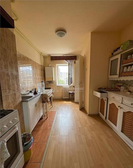 4 camere - 2 bai - Etaj 3 din 3 - 3