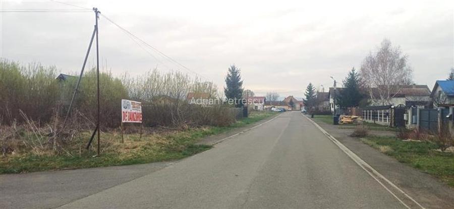 Teren Construcții intravilan de 1400 mp, în Exterior Est