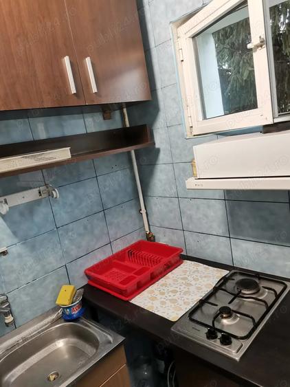 Inchiriez garsoniera confort 3 - 5