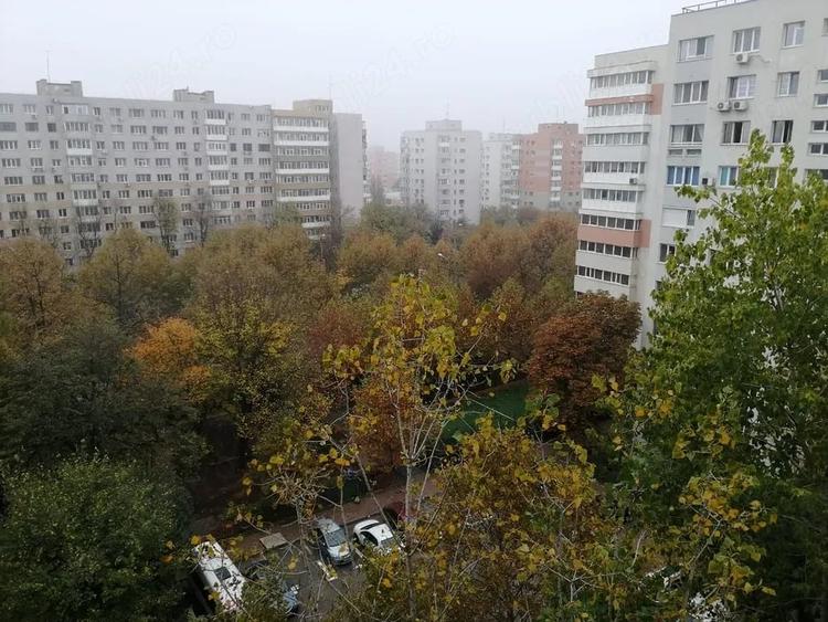 Garsonieră decomandată în 1 Decembrie 1918